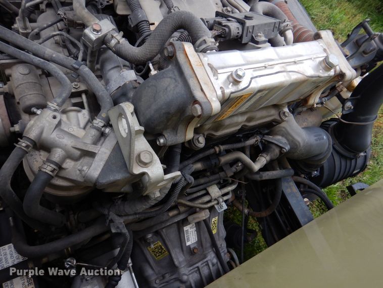 image for item DM7324 2010 Isuzu NRR  refrigerated delivery truck