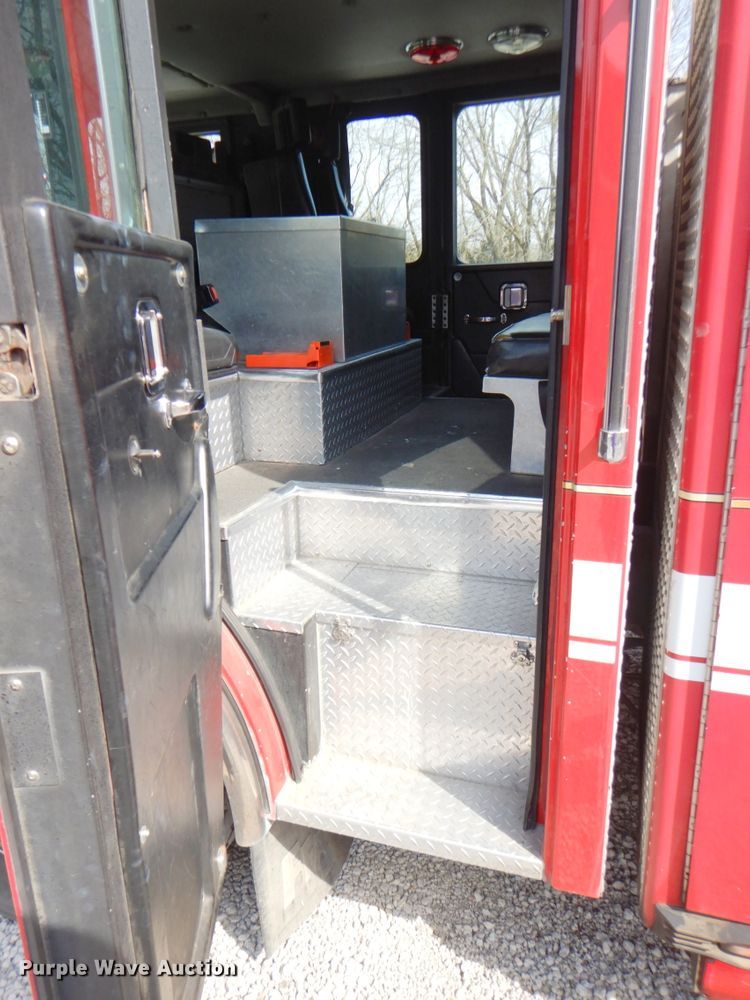 image for item DN1459 1998 HME  ladder fire truck