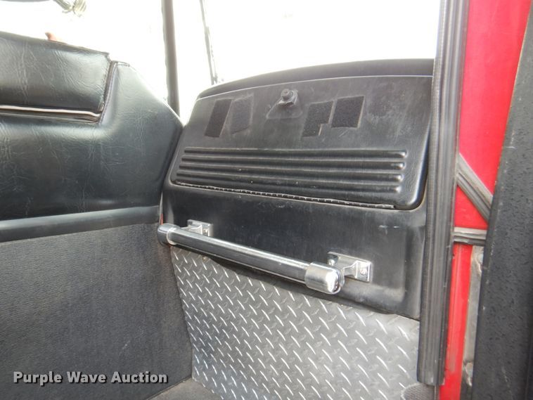 image for item DN1459 1998 HME  ladder fire truck