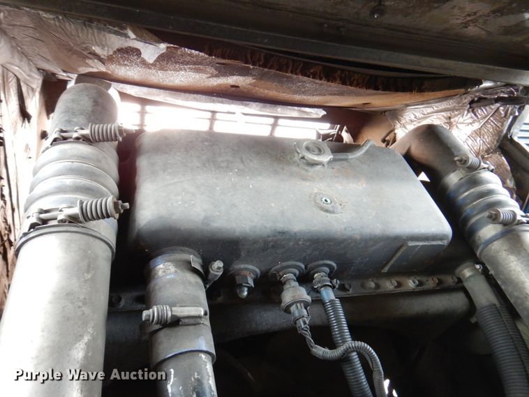 image for item DN1459 1998 HME  ladder fire truck