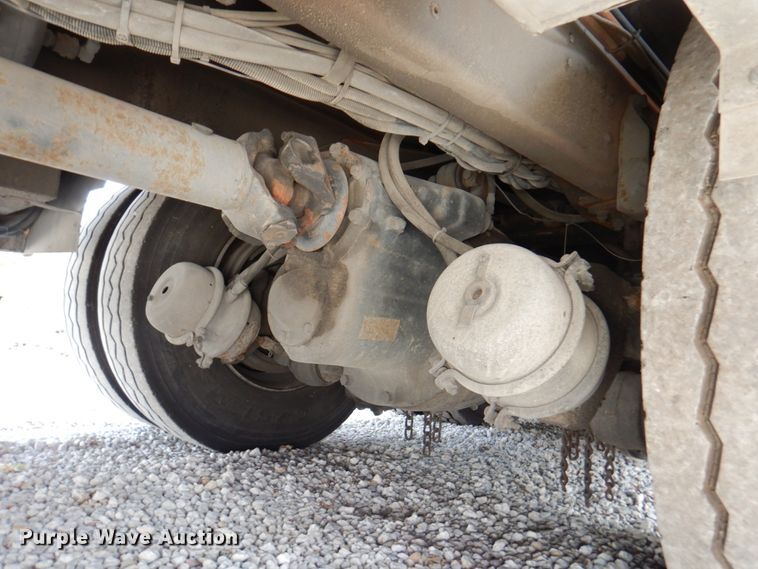 image for item DN1459 1998 HME  ladder fire truck