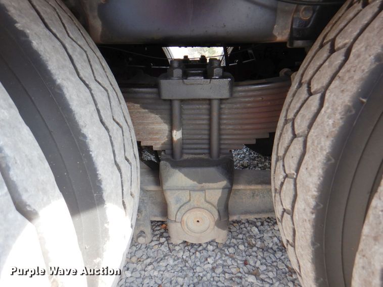 image for item DN1459 1998 HME  ladder fire truck