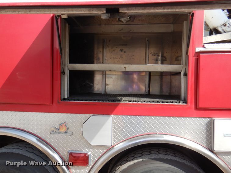 image for item DN1459 1998 HME  ladder fire truck