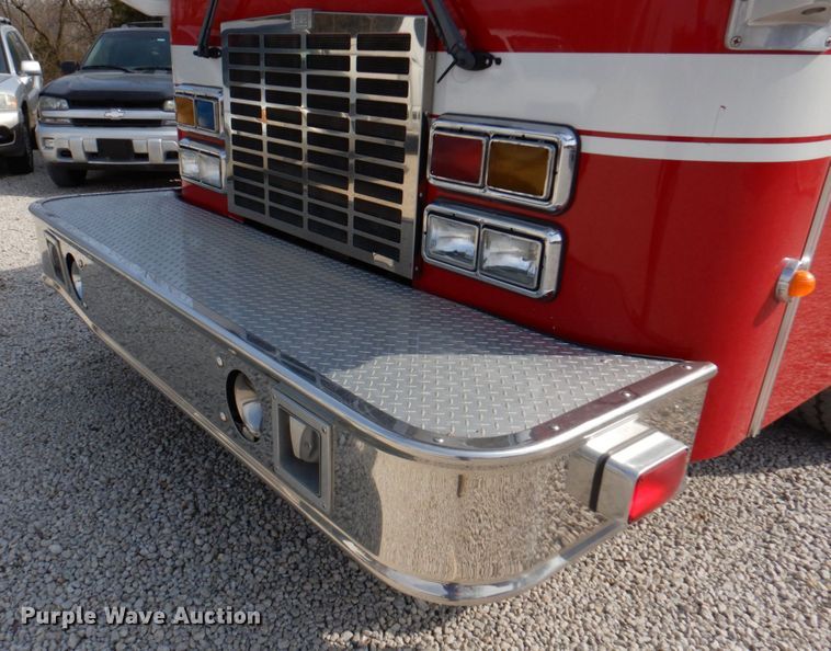 image for item DN1459 1998 HME  ladder fire truck