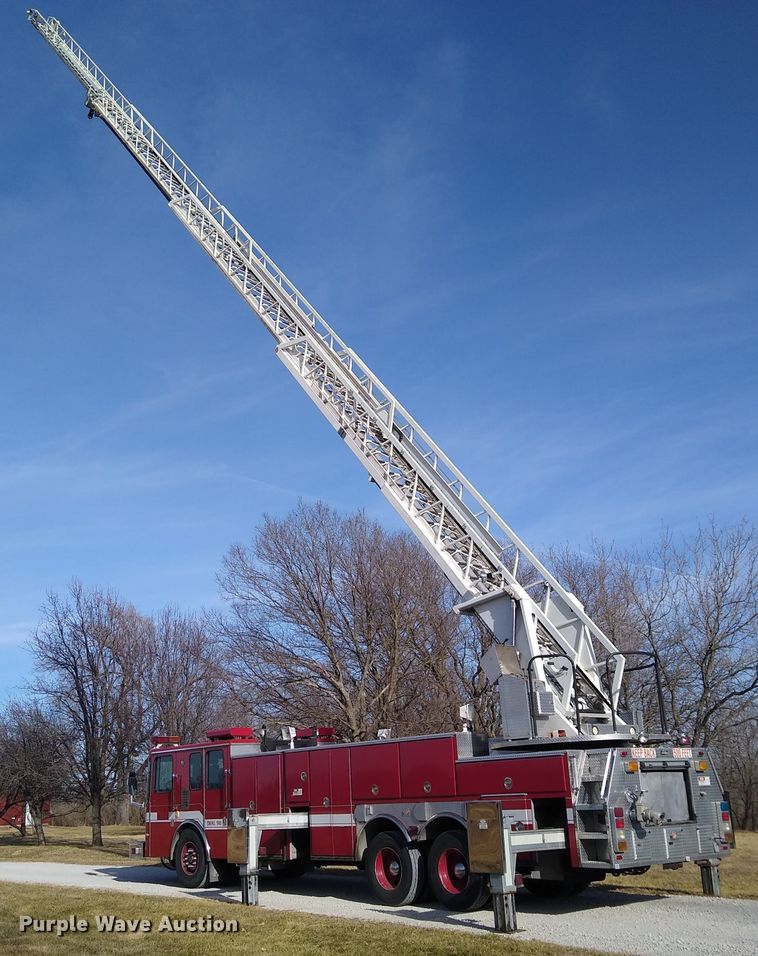 image for item DN1459 1998 HME  ladder fire truck
