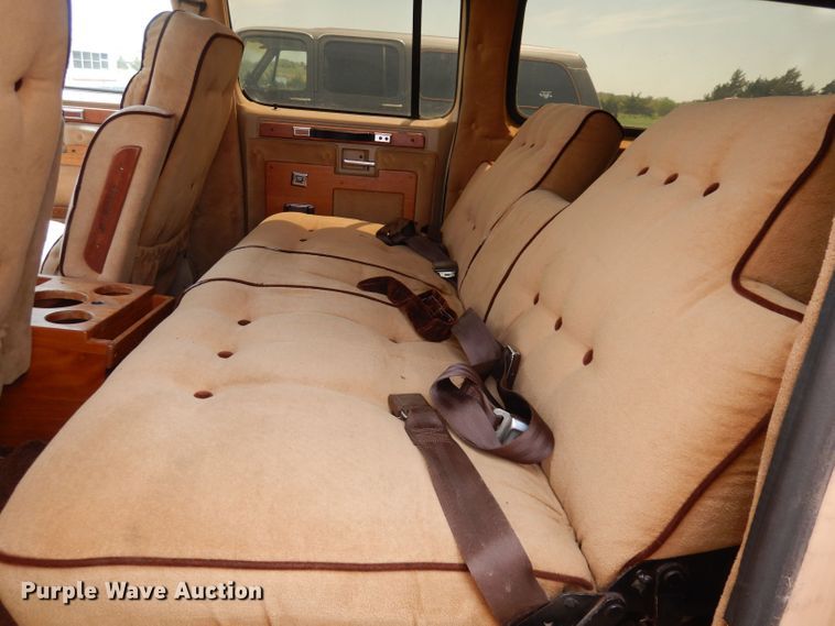 image for item DN1499 1983 GMC Suburban 2500  SUV