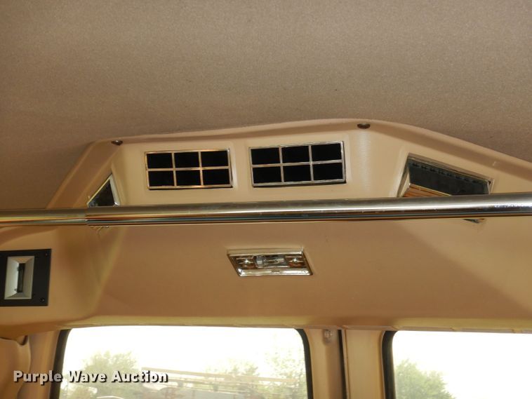 image for item DN1499 1983 GMC Suburban 2500  SUV