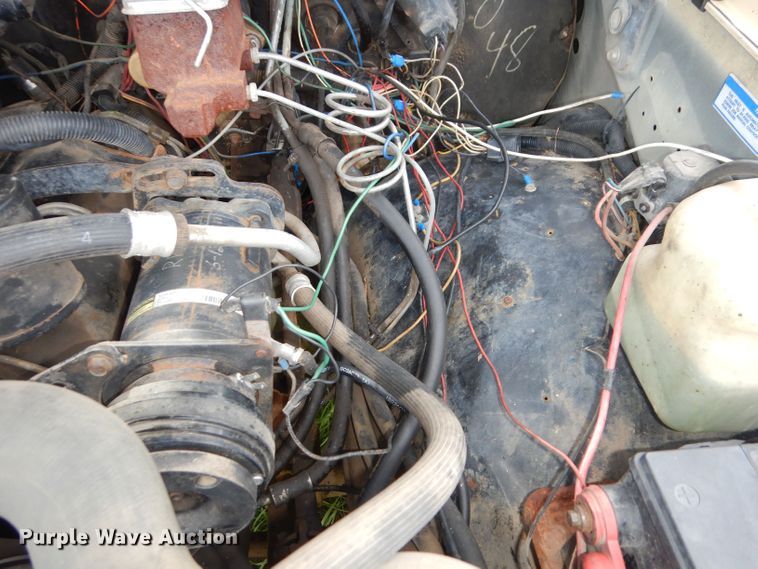 image for item DN1499 1983 GMC Suburban 2500  SUV