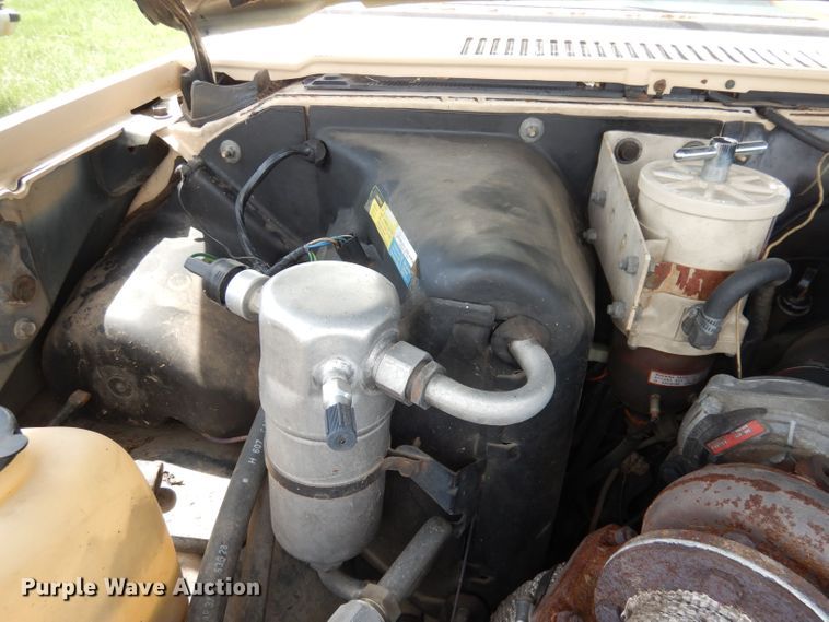 image for item DN1499 1983 GMC Suburban 2500  SUV