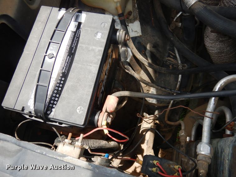 image for item DN1499 1983 GMC Suburban 2500  SUV