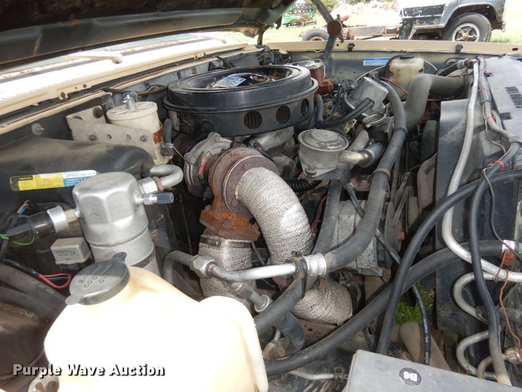 image for item DN1499 1983 GMC Suburban 2500  SUV