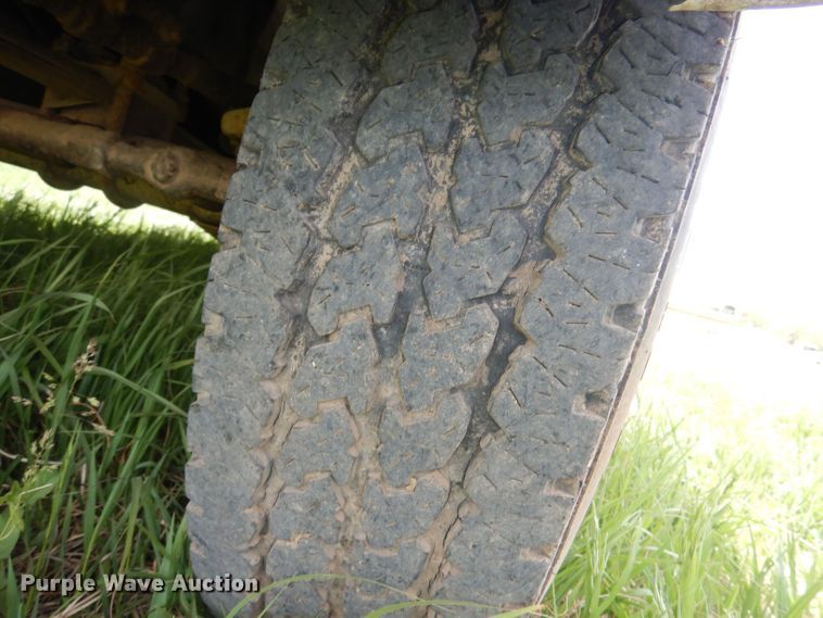 image for item DN1499 1983 GMC Suburban 2500  SUV