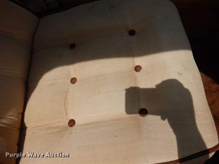 image for item DN1499 1983 GMC Suburban 2500  SUV