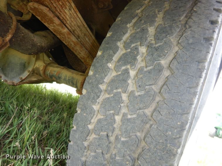 image for item DN1499 1983 GMC Suburban 2500  SUV