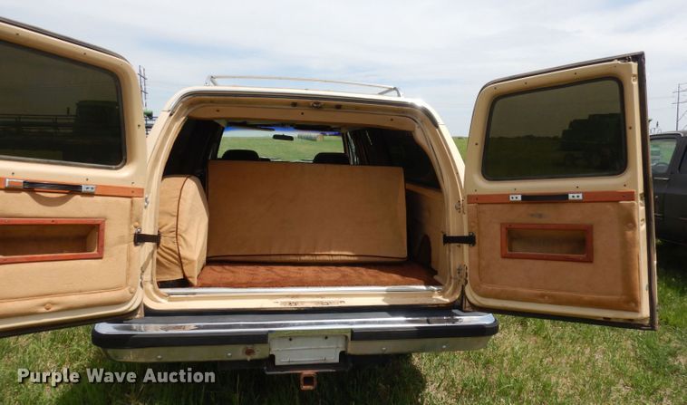 image for item DN1499 1983 GMC Suburban 2500  SUV
