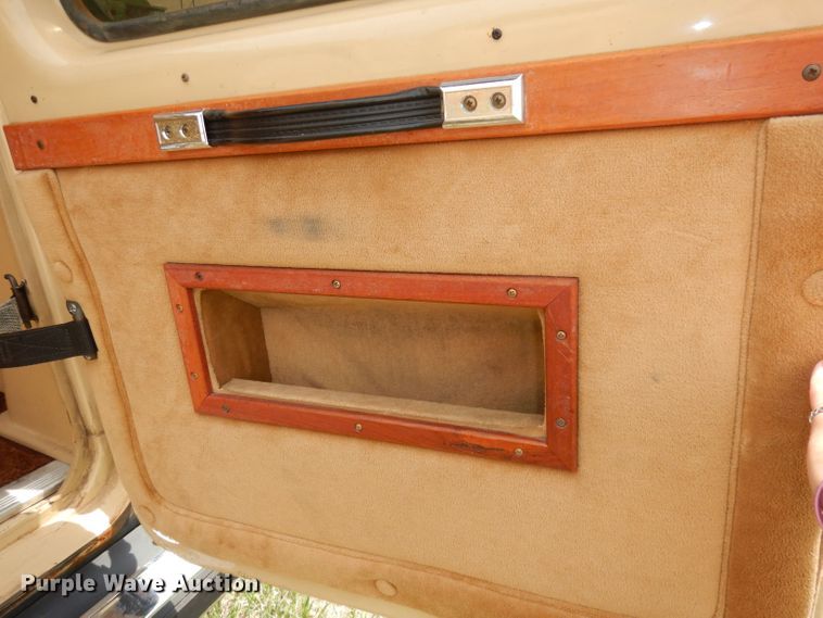 image for item DN1499 1983 GMC Suburban 2500  SUV