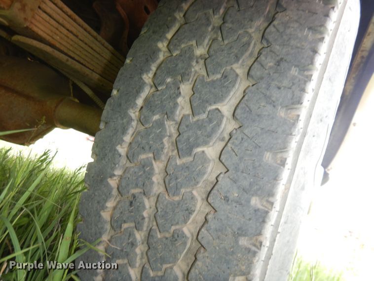 image for item DN1499 1983 GMC Suburban 2500  SUV