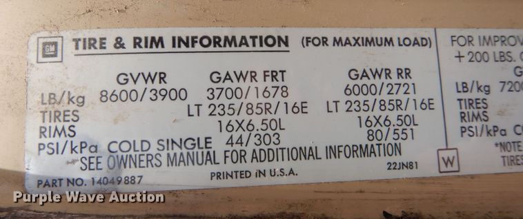 image for item DN1499 1983 GMC Suburban 2500  SUV