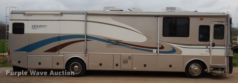 image for item DN1514 2000 Freightliner Fleetwood Discovery  RV