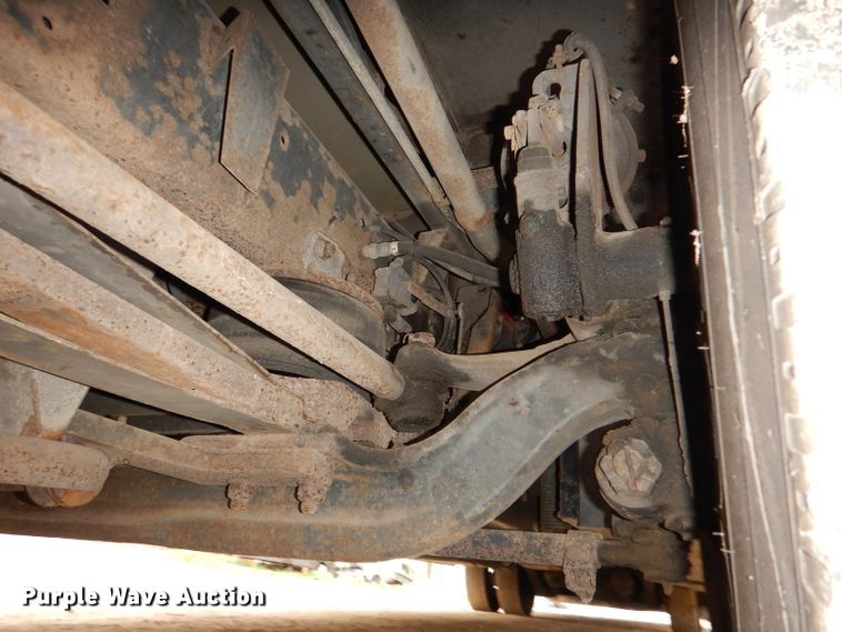 image for item DN1514 2000 Freightliner Fleetwood Discovery  RV