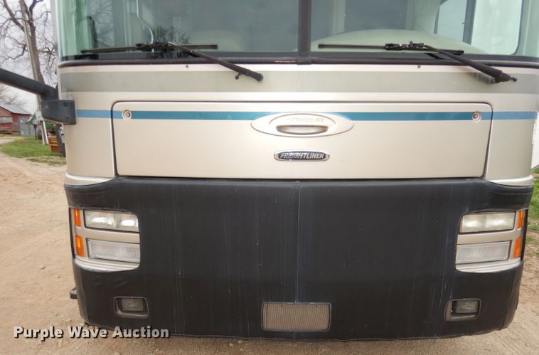 image for item DN1514 2000 Freightliner Fleetwood Discovery  RV