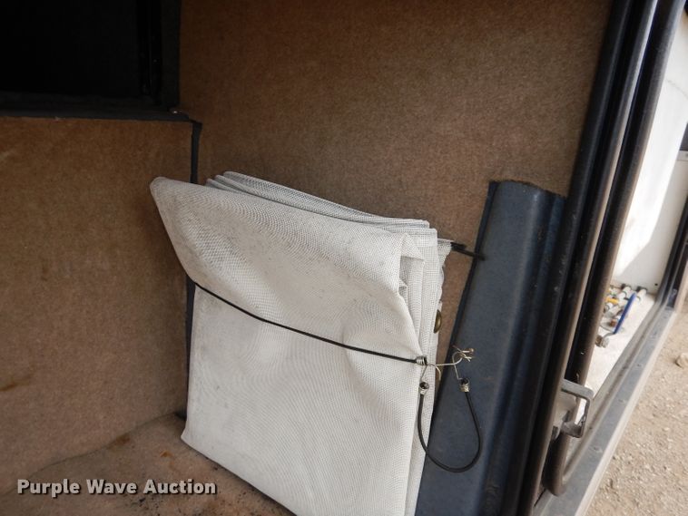 image for item DN1514 2000 Freightliner Fleetwood Discovery  RV