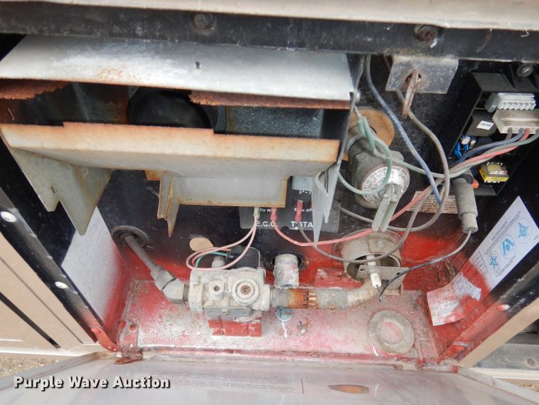 image for item DN1514 2000 Freightliner Fleetwood Discovery  RV