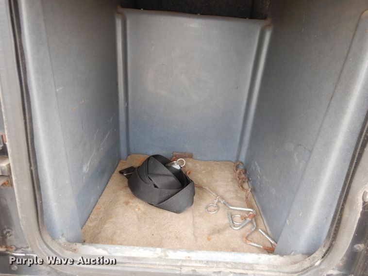 image for item DN1514 2000 Freightliner Fleetwood Discovery  RV