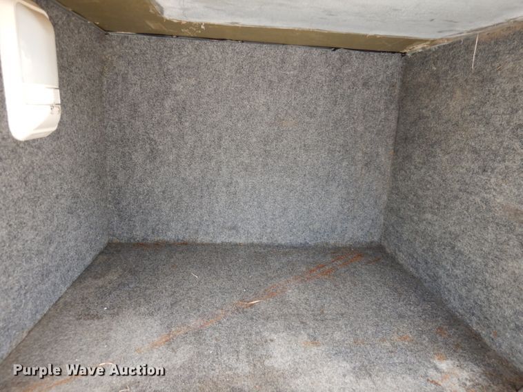 image for item DN1514 2000 Freightliner Fleetwood Discovery  RV