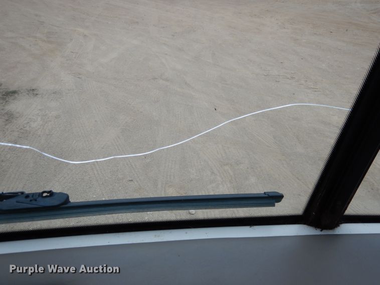 image for item DN1514 2000 Freightliner Fleetwood Discovery  RV