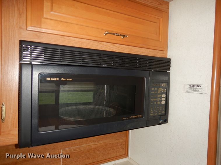 image for item DN1514 2000 Freightliner Fleetwood Discovery  RV