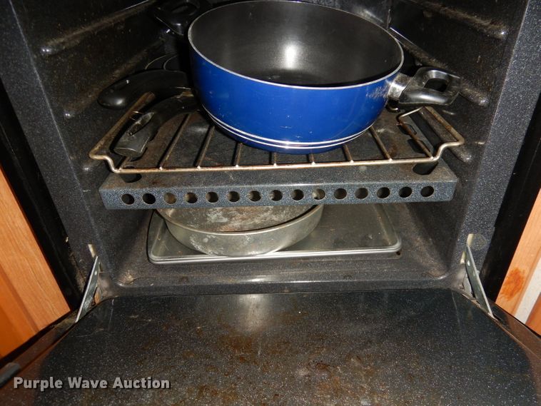 image for item DN1514 2000 Freightliner Fleetwood Discovery  RV