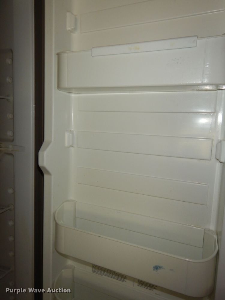 image for item DN1514 2000 Freightliner Fleetwood Discovery  RV