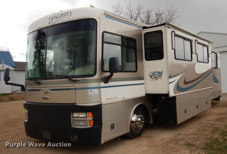 image for item DN1514 2000 Freightliner Fleetwood Discovery  RV