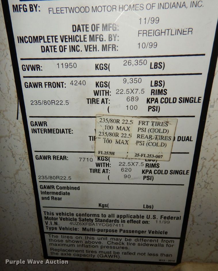 image for item DN1514 2000 Freightliner Fleetwood Discovery  RV