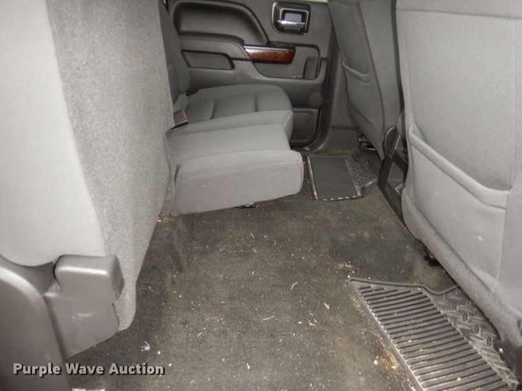 image for item DN1521 2017 GMC Sierra 1500  Crew Cab pickup truck