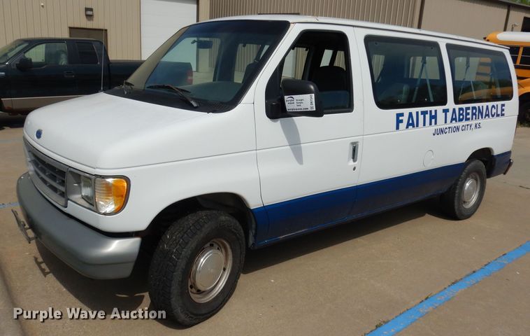 image for item DN1543 1996 Ford Club Wagon  van