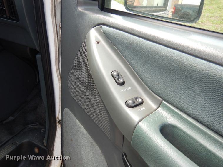 image for item DN1543 1996 Ford Club Wagon  van