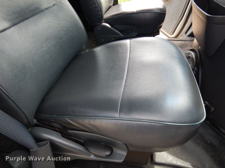 image for item DN1543 1996 Ford Club Wagon  van