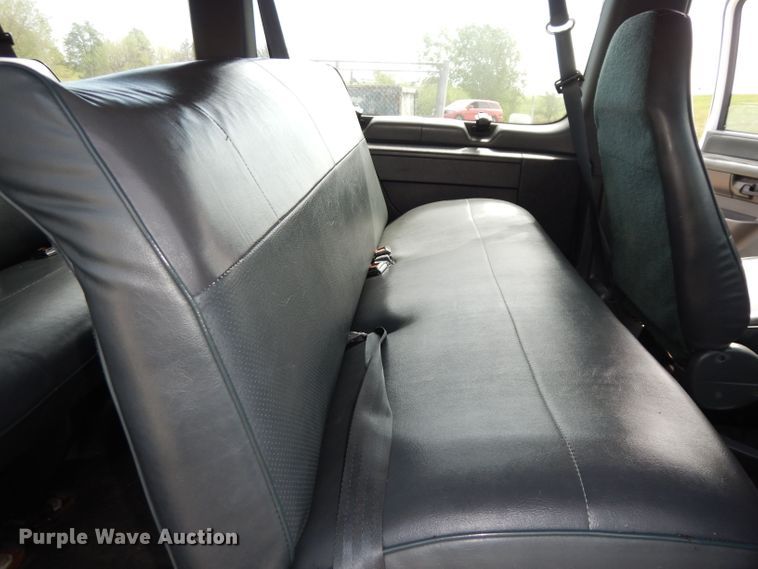 image for item DN1543 1996 Ford Club Wagon  van