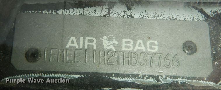 image for item DN1543 1996 Ford Club Wagon  van