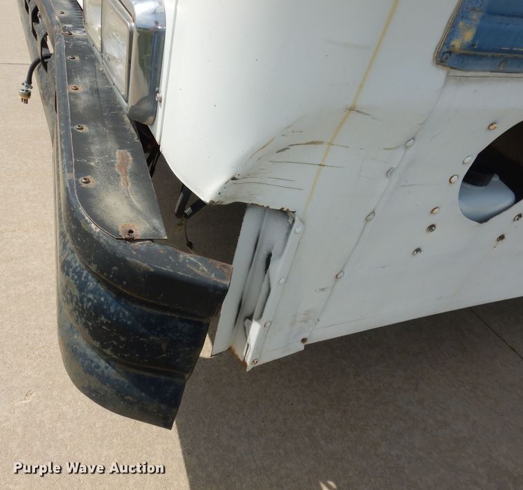 image for item DN1544 1993 International Genesis  school bus