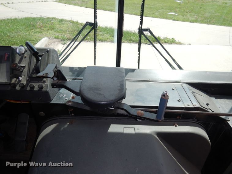 image for item DN1544 1993 International Genesis  school bus