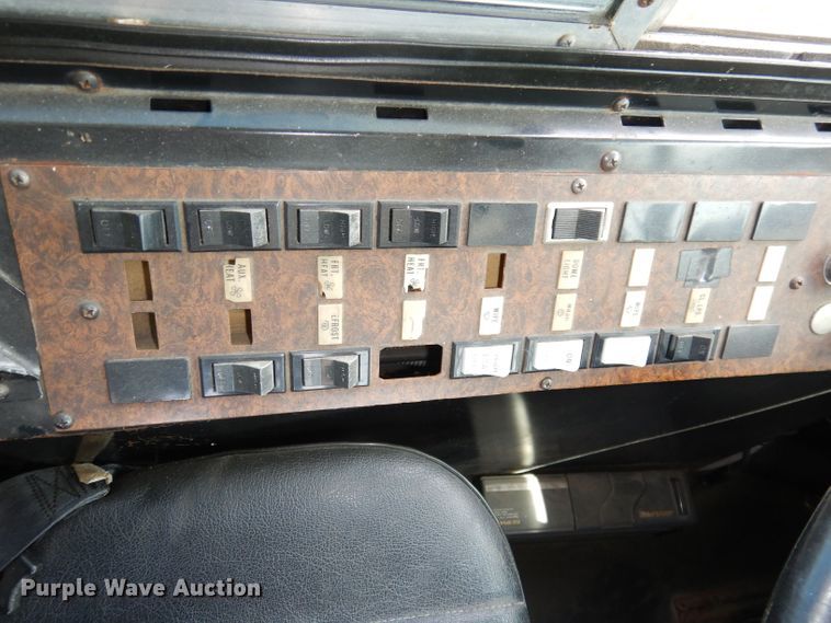 image for item DN1544 1993 International Genesis  school bus