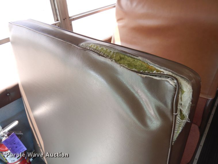 image for item DN1544 1993 International Genesis  school bus