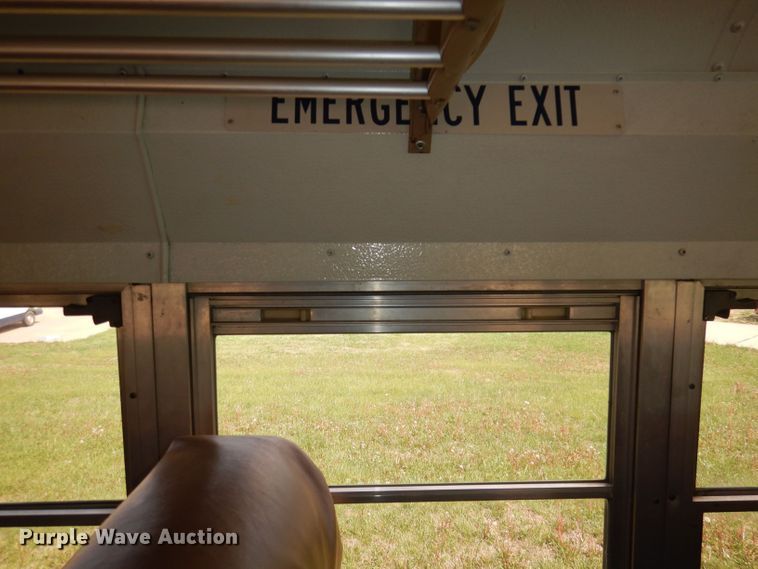 image for item DN1544 1993 International Genesis  school bus