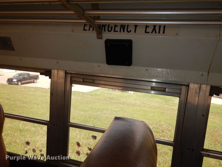 image for item DN1544 1993 International Genesis  school bus