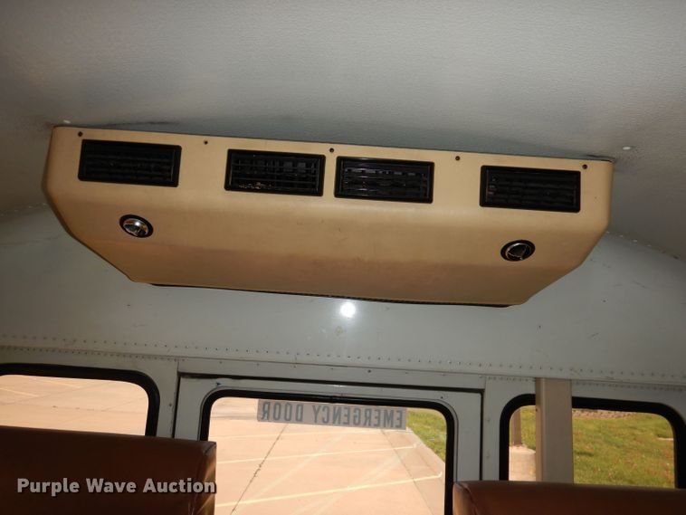 image for item DN1544 1993 International Genesis  school bus