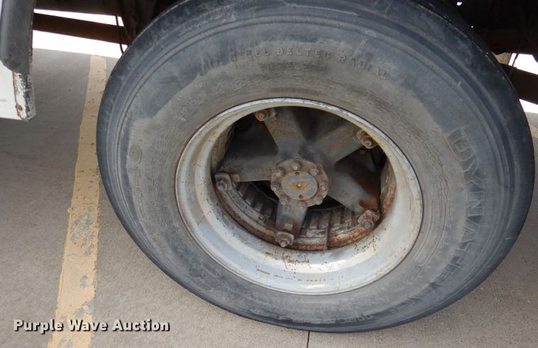 image for item DN1544 1993 International Genesis  school bus