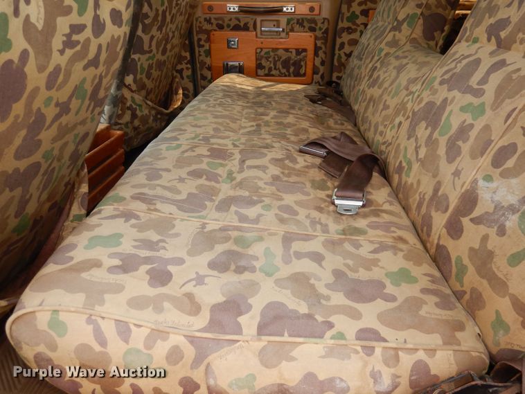 image for item DN1551 1986 GMC Suburban 2500  SUV